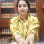 धर्म की रक्षा से न्याय के रण तक: सुप्रीम कोर्ट की एडवोकेट रीना एन सिंह बनीं क्षत्रिय परंपरा की प्रतीक, कुलदेवी मंदिर से लेकर कृष्ण जन्मभूमि मुकदमे तक निभा रहीं धर्म-राष्ट्र का दायित्व!
