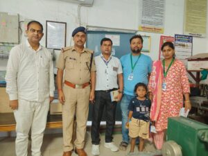 मां से बिछड़ी नन्ही सृष्टि और रेलवे की…