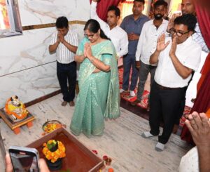 निरजला एकादशी पर तरकुलहा धाम में उमड़ा आस्था…