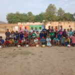 फुटबॉल टीम की यूपी विजेता बच्चियों ने भी मनाया सीएम योगी का जन्मदिन