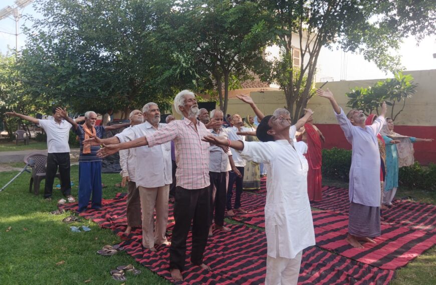 योग दिवस पर योगी सरकार…