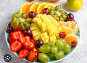 गर्मियों में ज़रूर खाएं ये फल, न सिर्फ़…