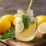 क्या नींबू पानी है हमेशा फायदेमंद? जानिए इसके अधिक सेवन से हो सकने वाली 5 गंभीर बीमारियाँ