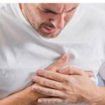 अब न करें देर! इन 5 चीजों को छोड़ें नहीं तो हार्ट अटैक का खतरा बढ़ेगा