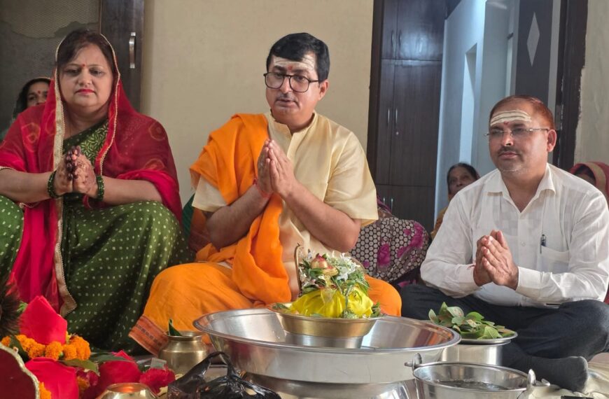 जीएम एकेडमी में धूमधाम से मना चेयरमैन डॉ.श्रीप्रकाश मिश्र का जन्मदिन